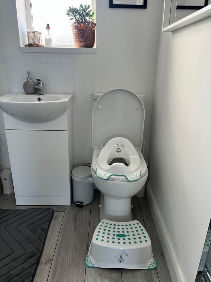 Stay-K-Belfast Cosy Entire House 10 Mins From City Centre Екстер'єр фото