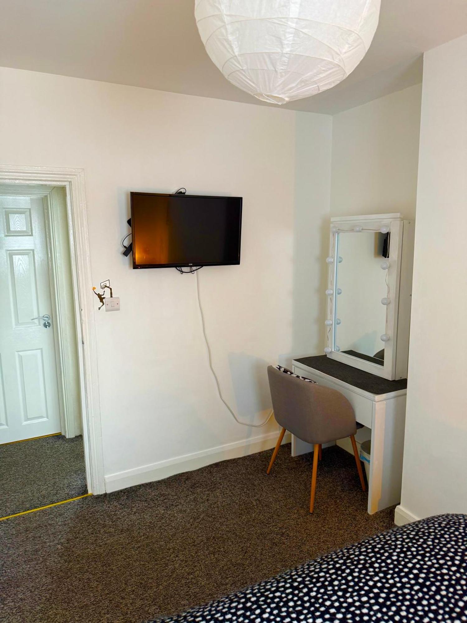 Stay-K-Belfast Cosy Entire House 10 Mins From City Centre Екстер'єр фото